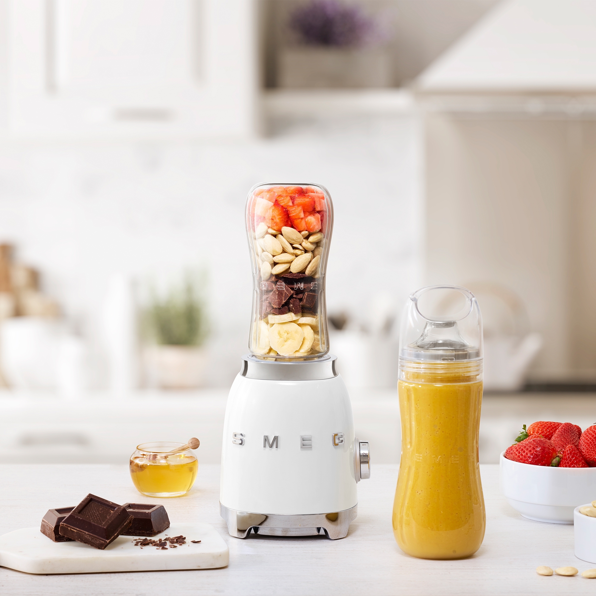 Smeg - Mini blender - design line style The 50 ° years