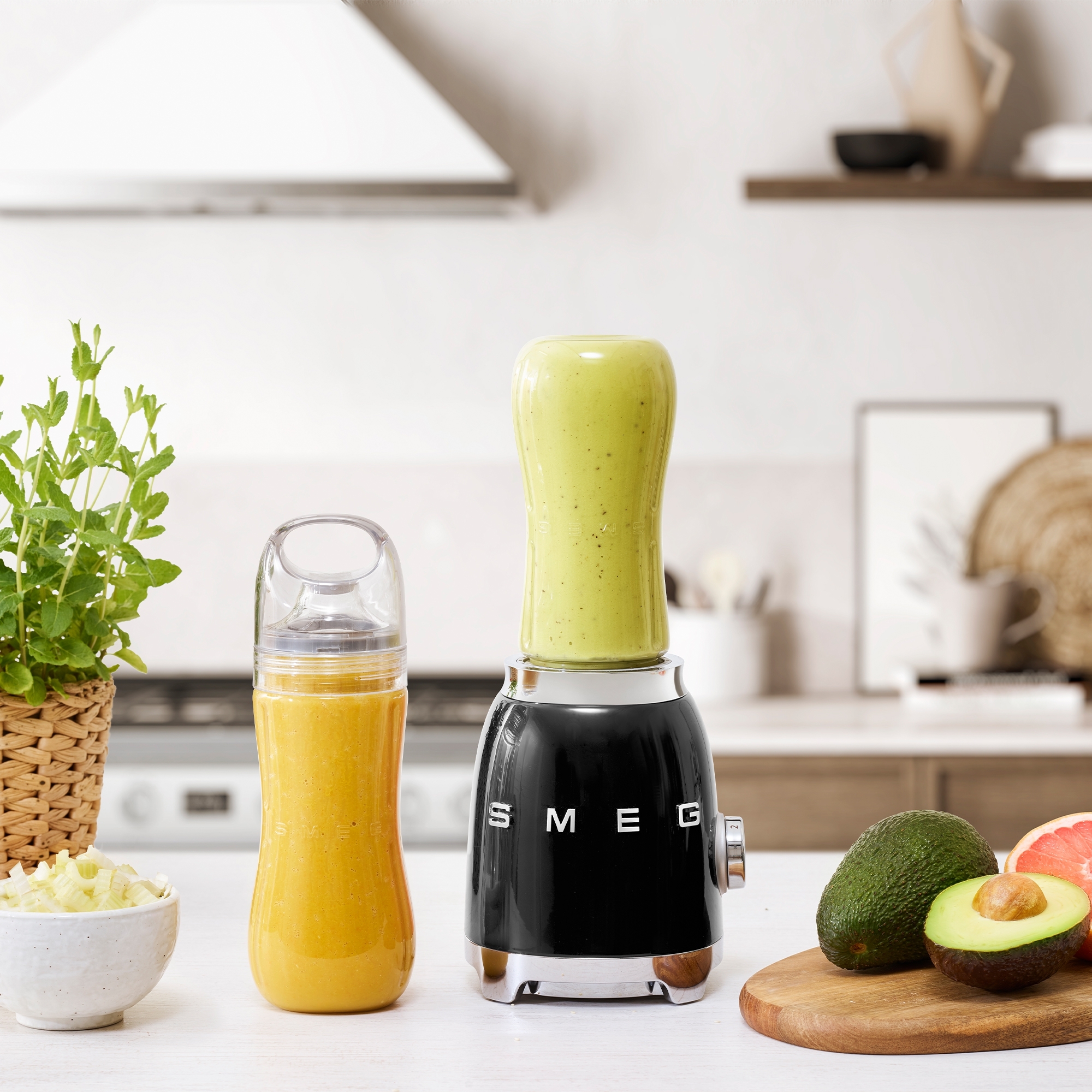 Smeg - Mini blender - design line style The 50 ° years