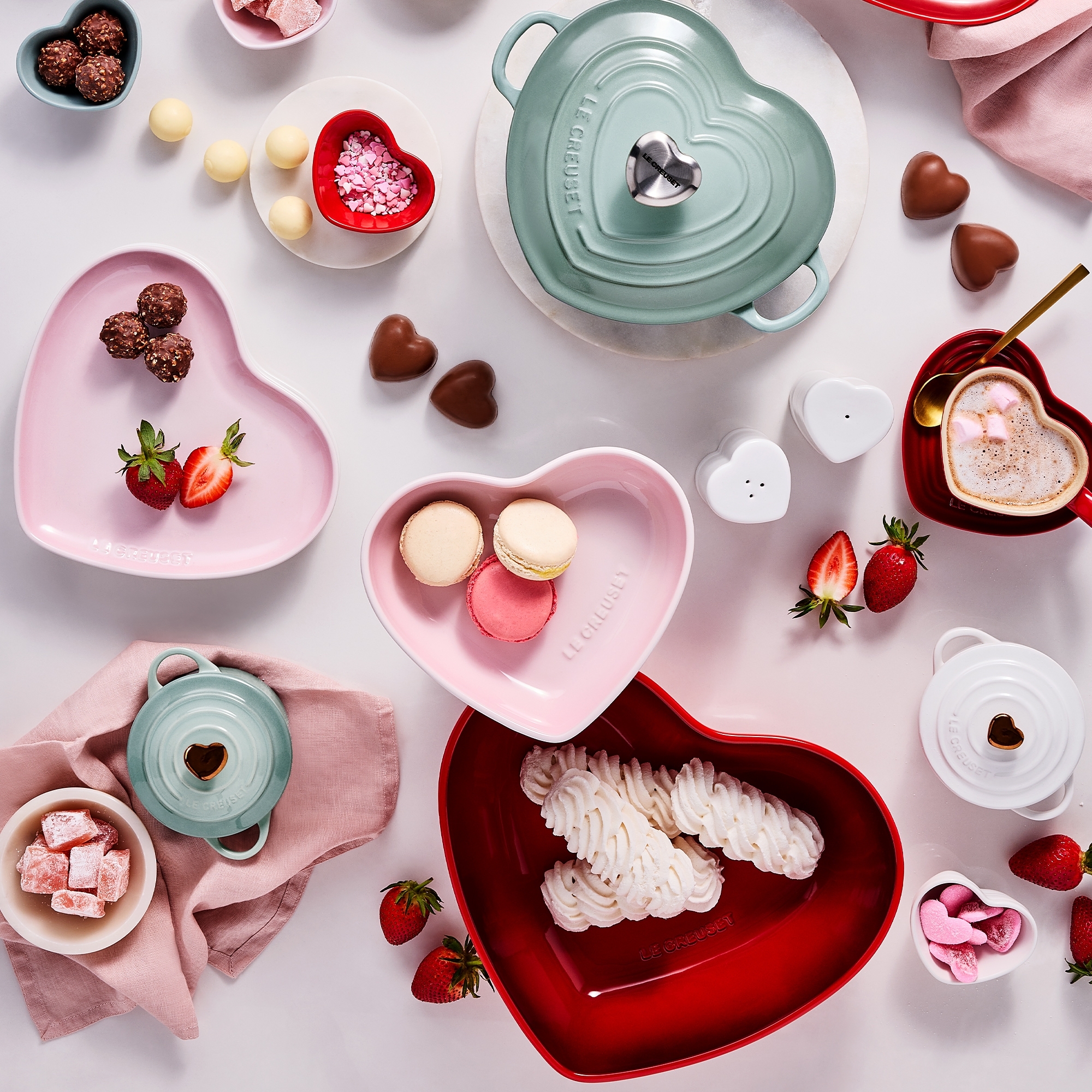 Le Creuset - 2er-Set Herzbecher mit Untertassen 200 ml - Heart Collection