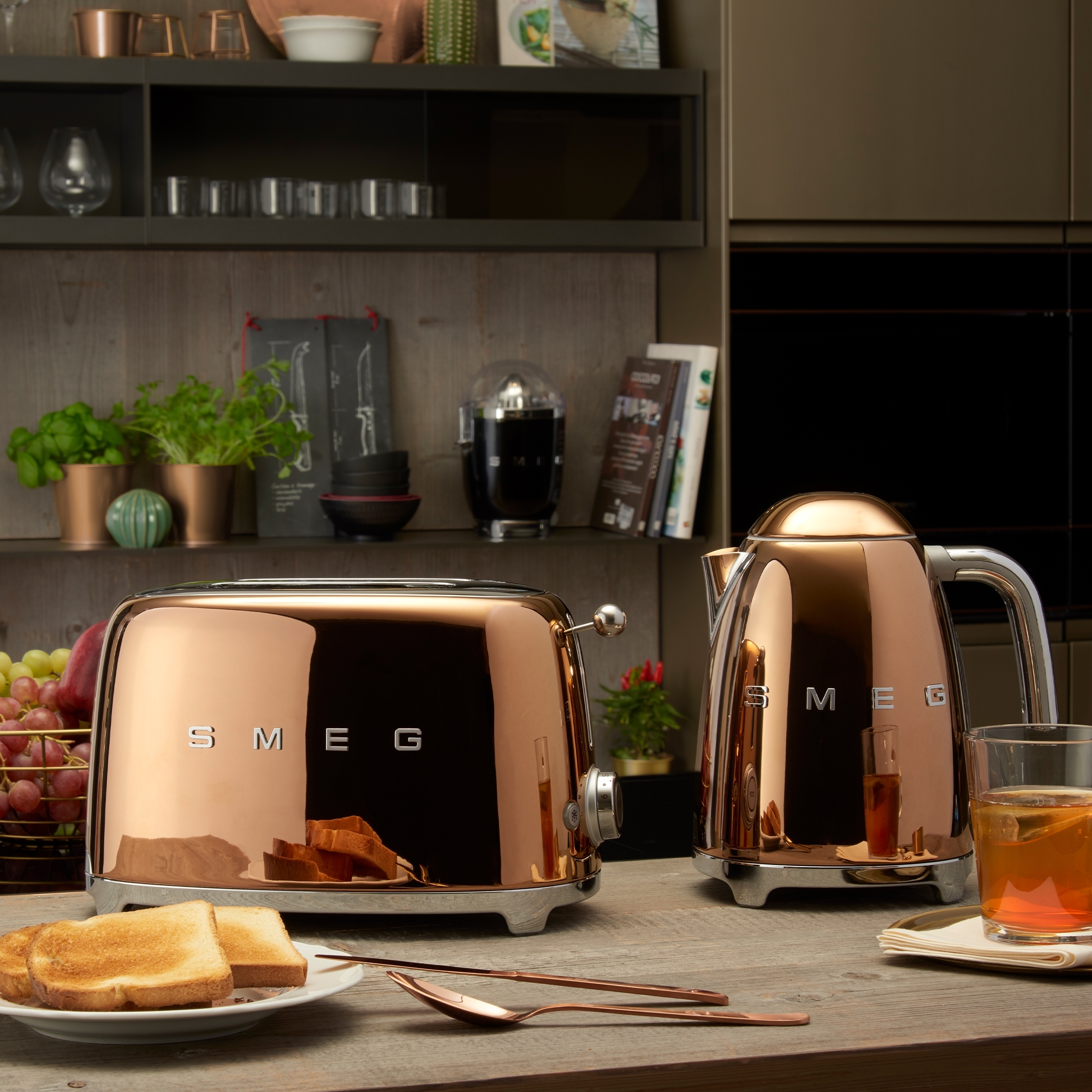 Smeg - 2-slices toaster compact TSF01 - design line style The 50 ° years