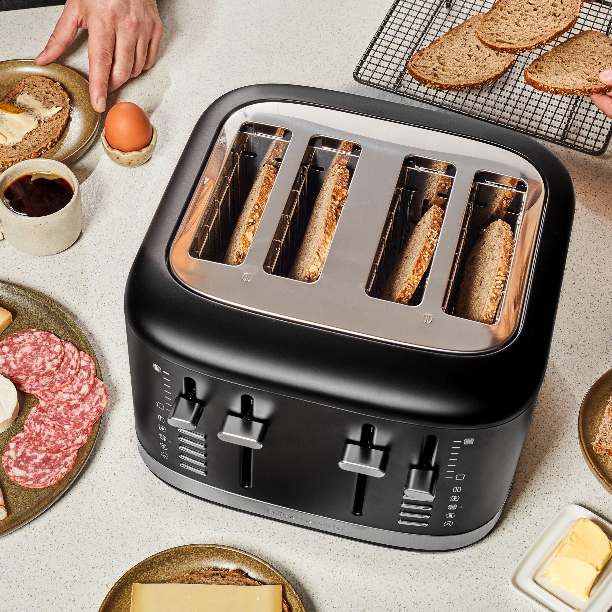 KitchenAid - Toaster mit manueller Bedienung für 4 Scheiben - Matt schwarz