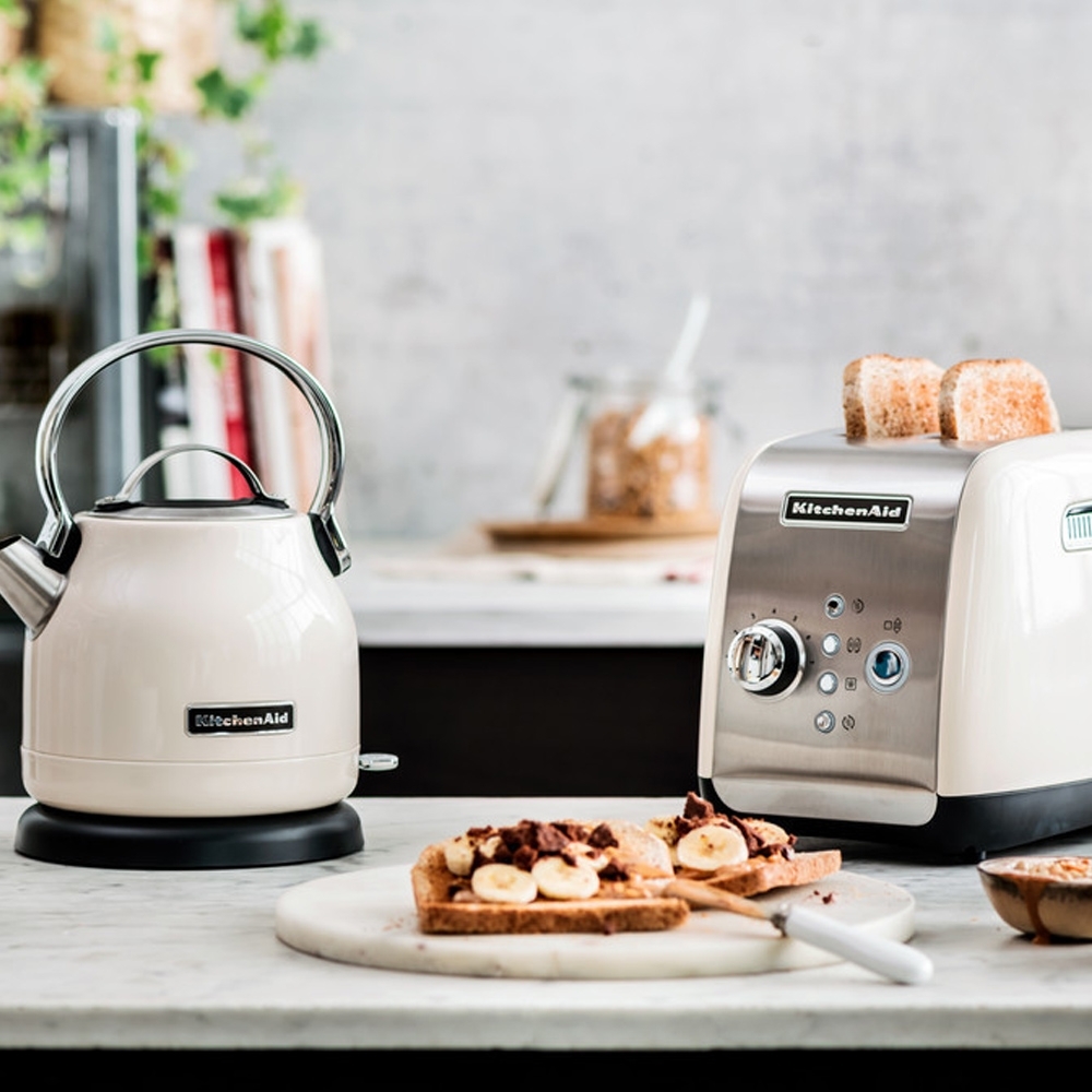 KitchenAid -  2-slot Toaster - Almond Cream