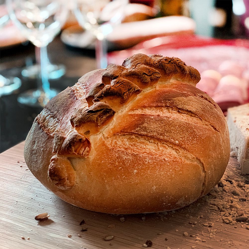 Emile Henry - Round Bread Baker - Black