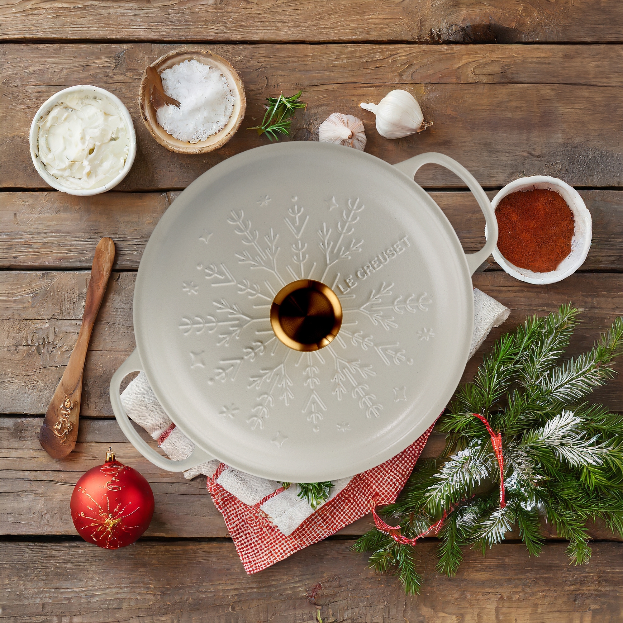 Le Creuset - Gourmet-Profitopf Schneeflocke mit Goldknopf 26 cm