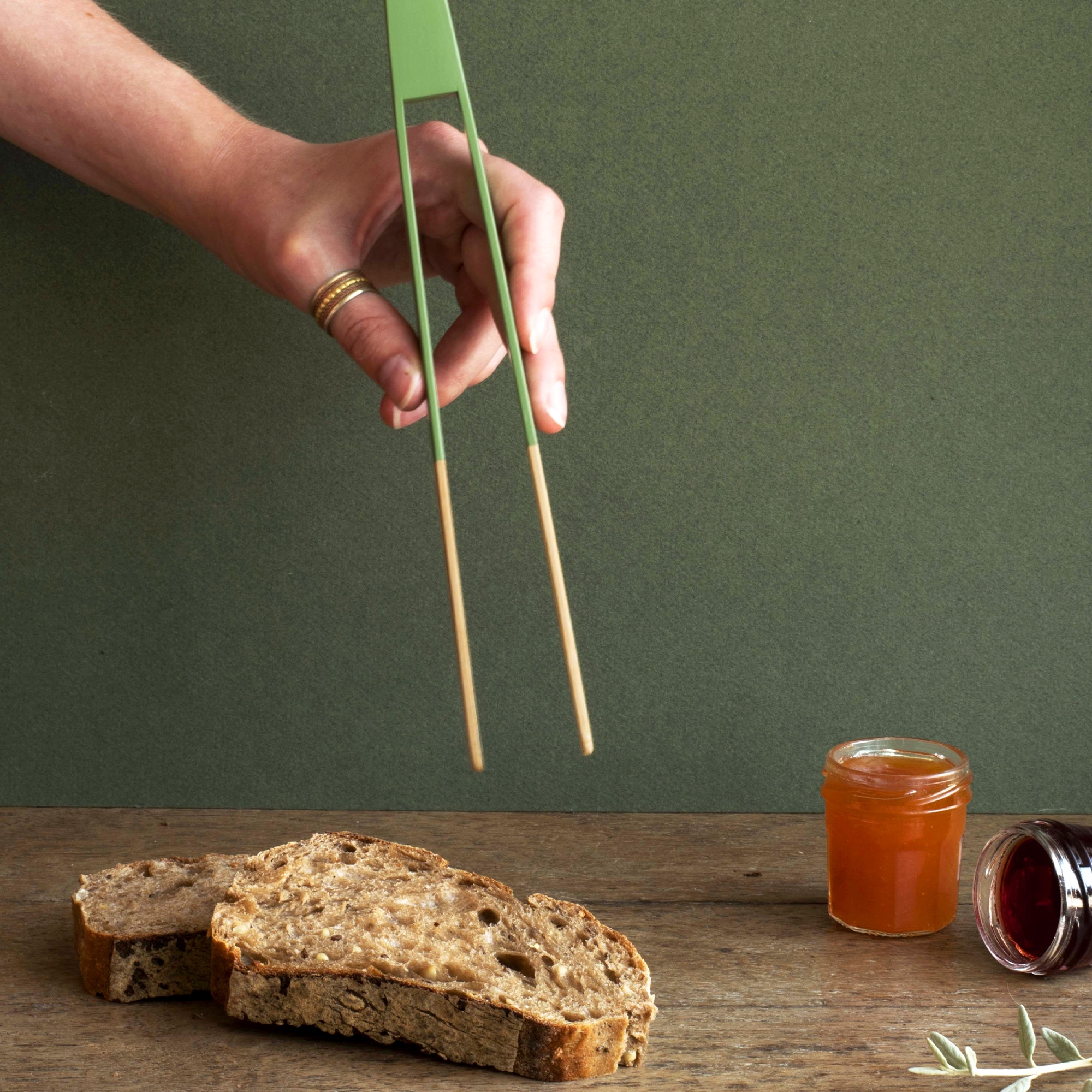 Pebbly - Magnet - Toastzange 24 cm - Bambus ZEN - in verschiedenen Farben