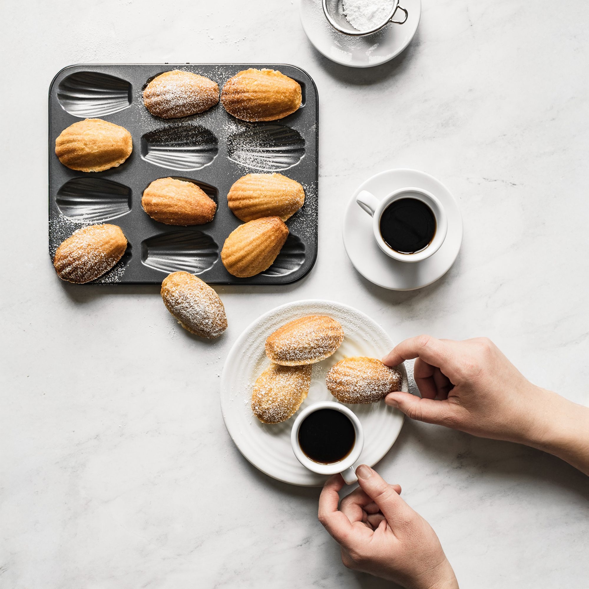 de Buyer - Tray 12 madeleines - non-stick