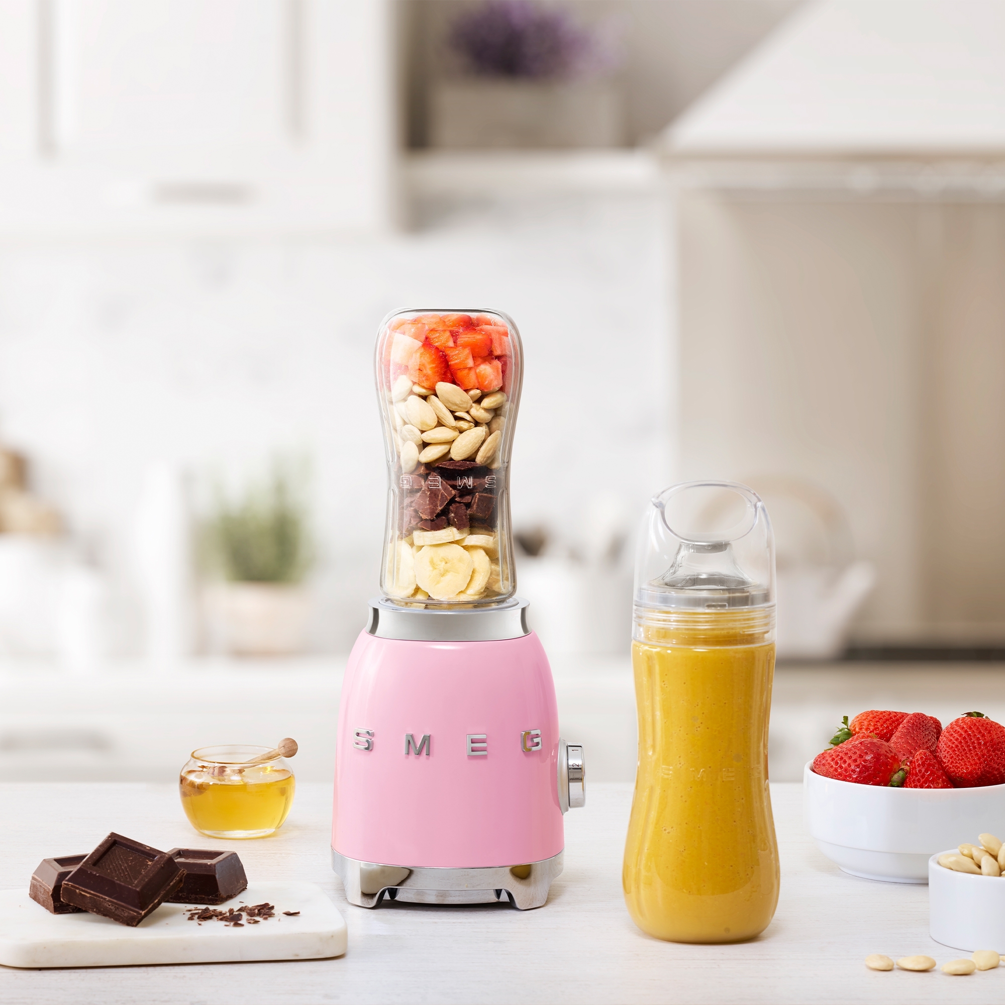 Smeg - Mini blender - design line style The 50 ° years