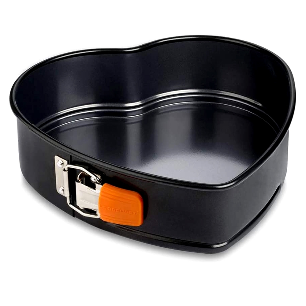 Le Creuset Heart springform pan