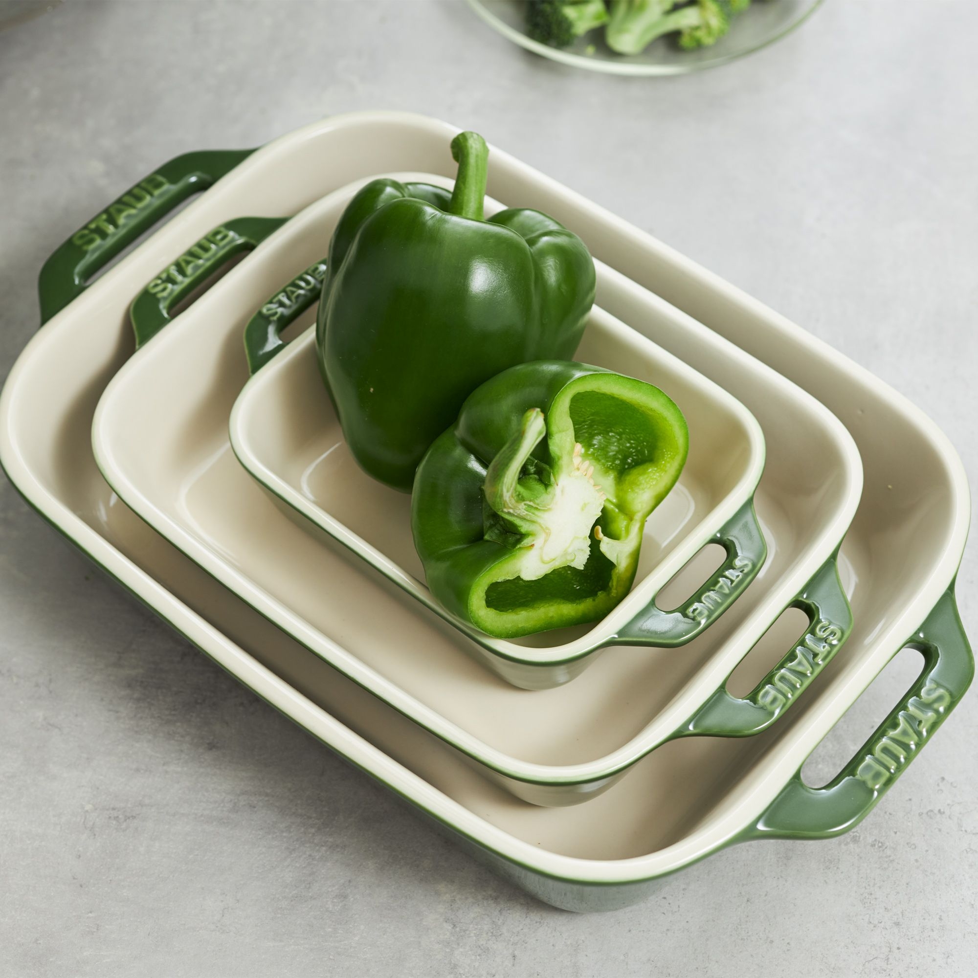 STAUB - Ceramique oven form | rectangular | 27 cm | green basil