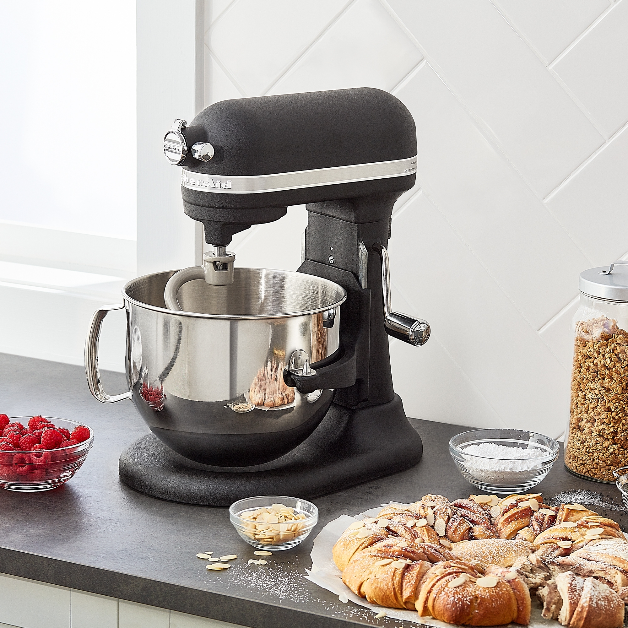 KitchenAid - Artisan Küchenmaschine 6,9 L - Gusseisen Schwarz